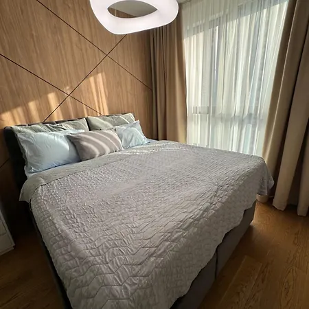 The Gates 706 Apartment Belgrad