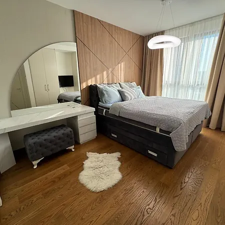 The Gates 706 * Belgrad