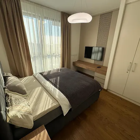 The Gates 706 * Belgrad